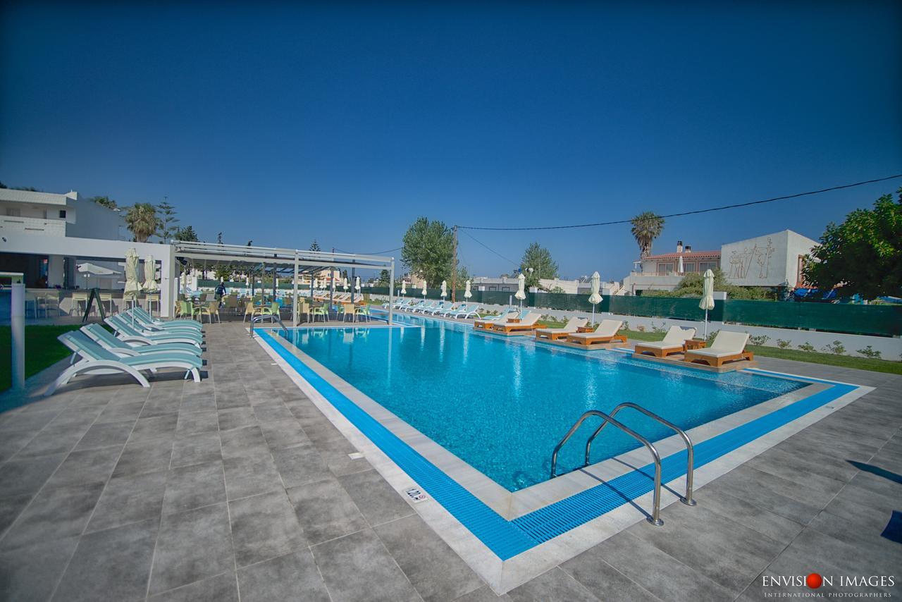 Frosini Hotel Lambi  Екстериор снимка