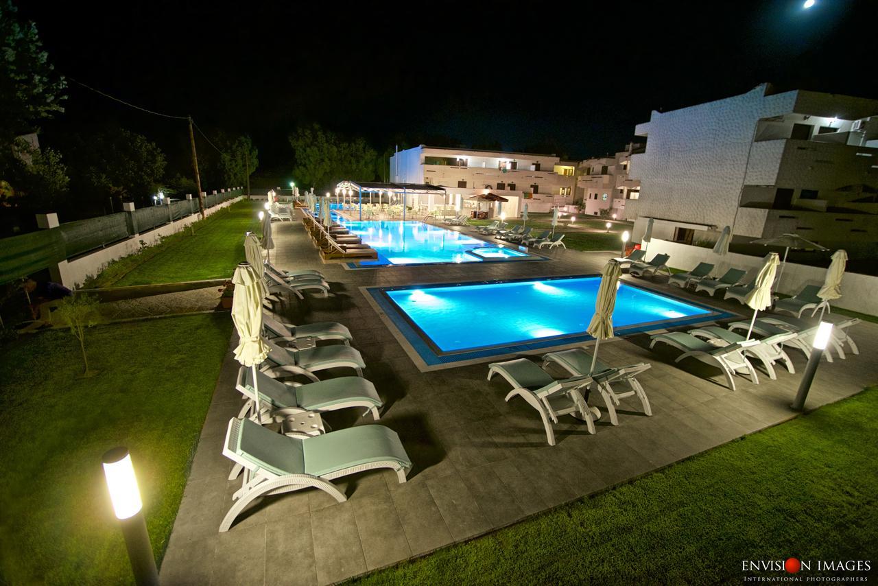 Frosini Hotel Lambi  Екстериор снимка